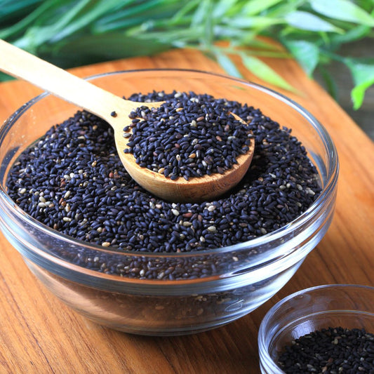 Benefits of Black Seed Oil For Hair Growth and Skin Treatment