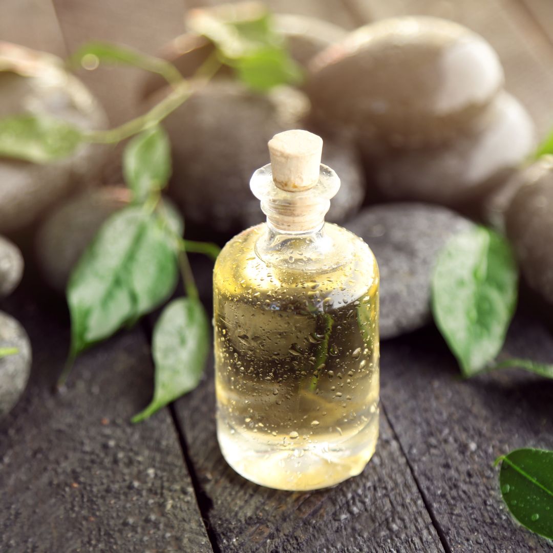 Benefits of Tea Tree Oil For Hair Growth and Skin Treatment